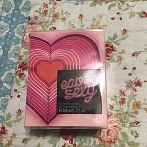 COPY - COPY - Eau So Sexy!